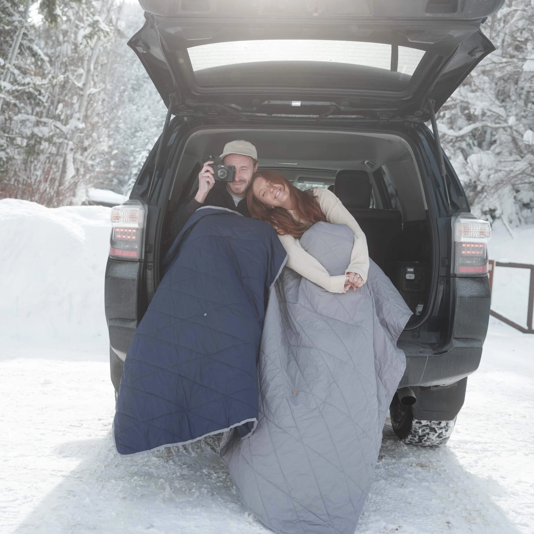 GARAGE SALE UltraPak™ Layover Blanket Blue (FINAL SALE) - Image 7