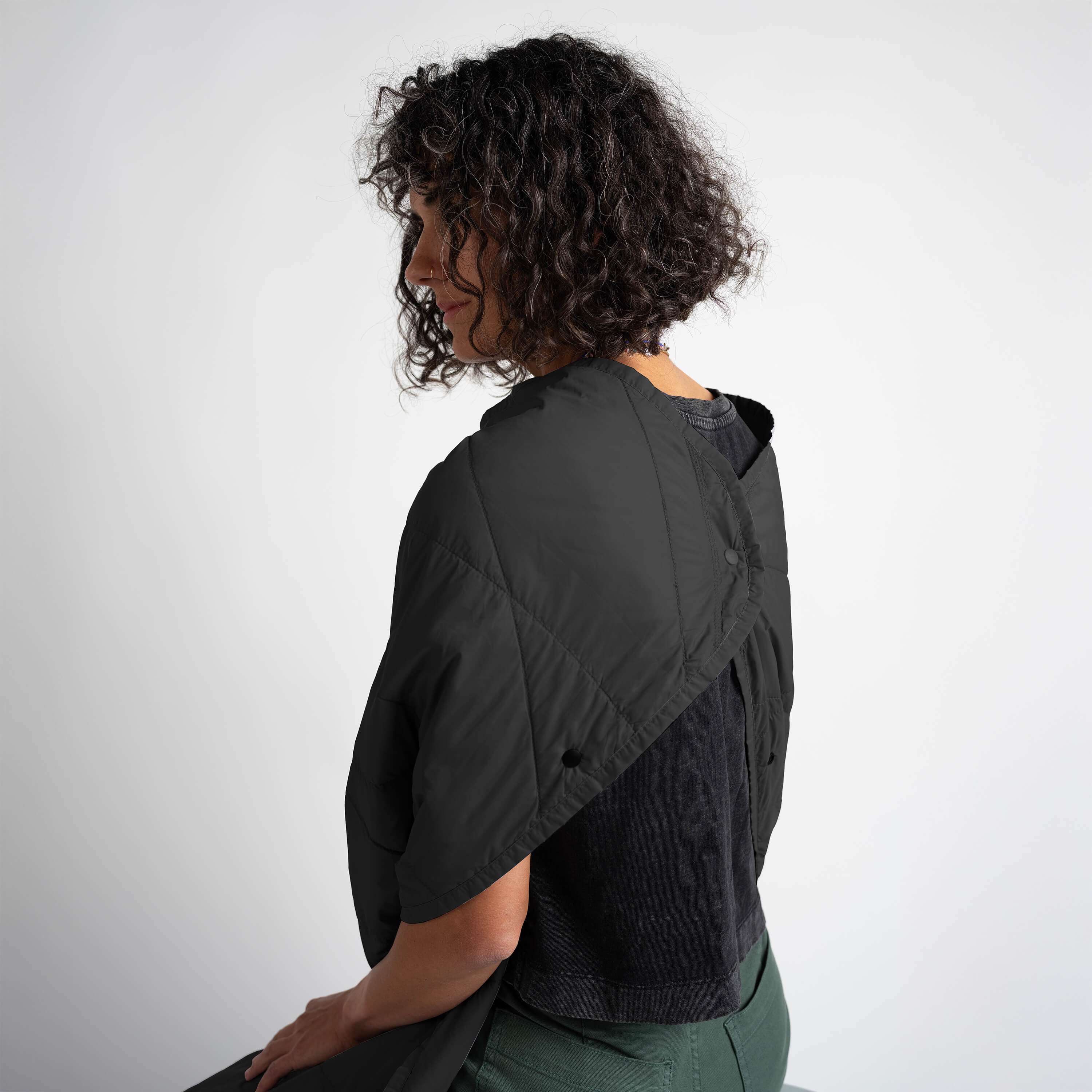 Layover™ Blanket Black - Image 5